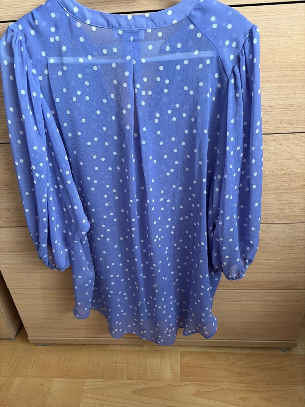 Ladies blouse - Picture 4 of 4